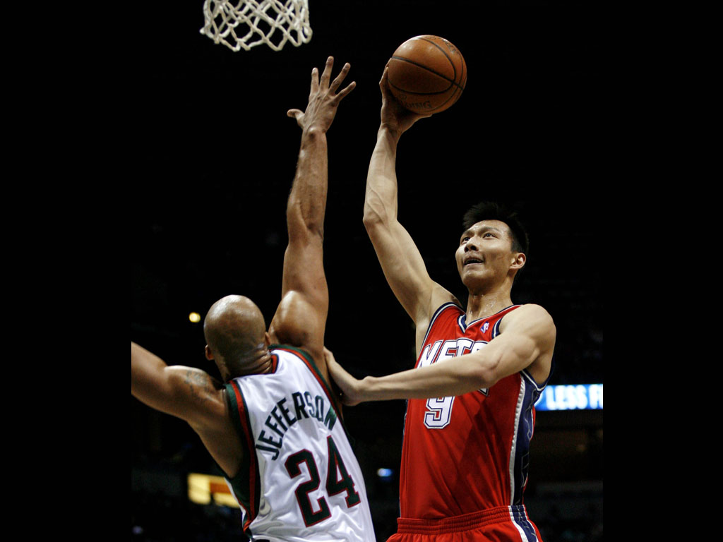姚明和易建聯(lián)對位nba_中國籃球NBA困局_易建聯(lián)NBA生涯分析